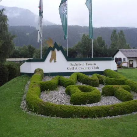 Apartmenthaus Gipfelglueck Kuafstoa Haus im Ennstal
