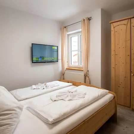 Apartmenthaus Gipfelglueck Kuafstoa