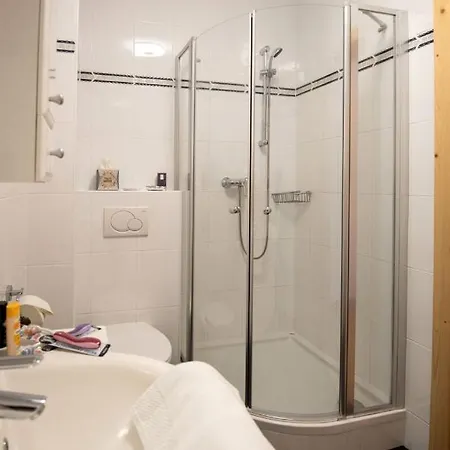 Apartmenthaus Haus Gipfelglueck Kuafstoa Daire *
