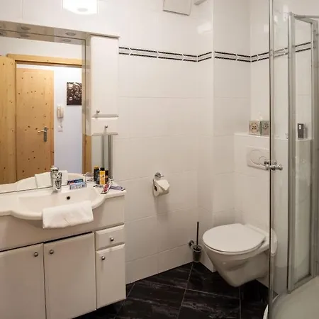 Apartmenthaus Haus Gipfelglueck Kuafstoa * Haus im Ennstal